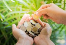 Nepovratne FINANČNE spodbude za učinkovito rabo in obnovljive vire energije, električna vozila, infrastrukturo, … Nepovratne FINANČNE spodbude za učinkovito rabo in obnovljive vire energije, električna vozila, infrastrukturo, ...